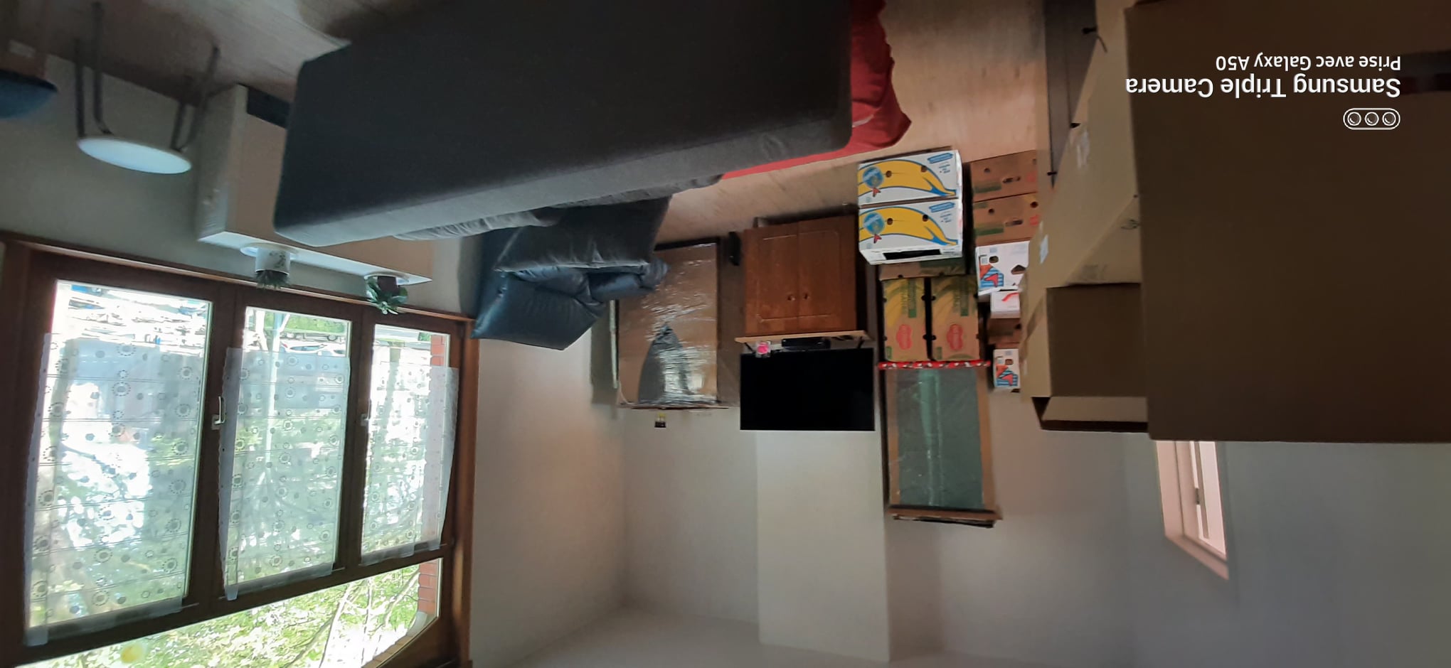A louer appart. 1er étage maison maître blvard Léopold Tournai