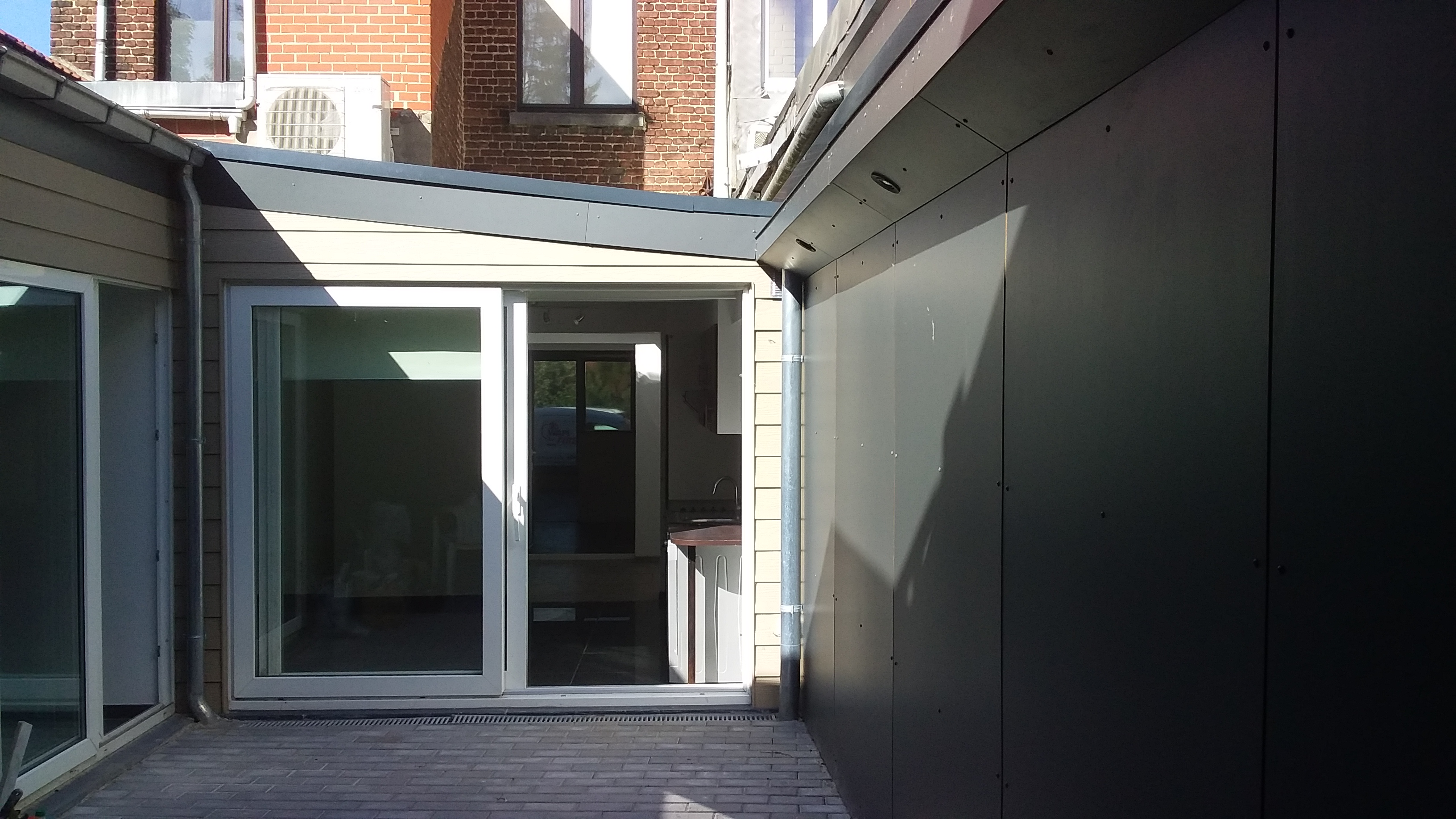 Appartement rénové 2 chambres avec une terrasse  à Tournai 