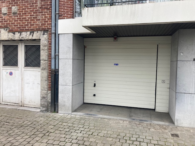 A louer garage/ quartier gare/ Tournai