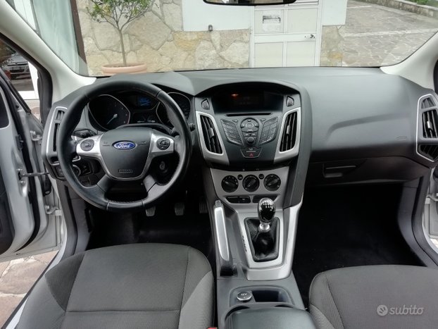 FORD FOCUS 1.6 TDCi 115 CV SW TITANE ANNEE : 2013