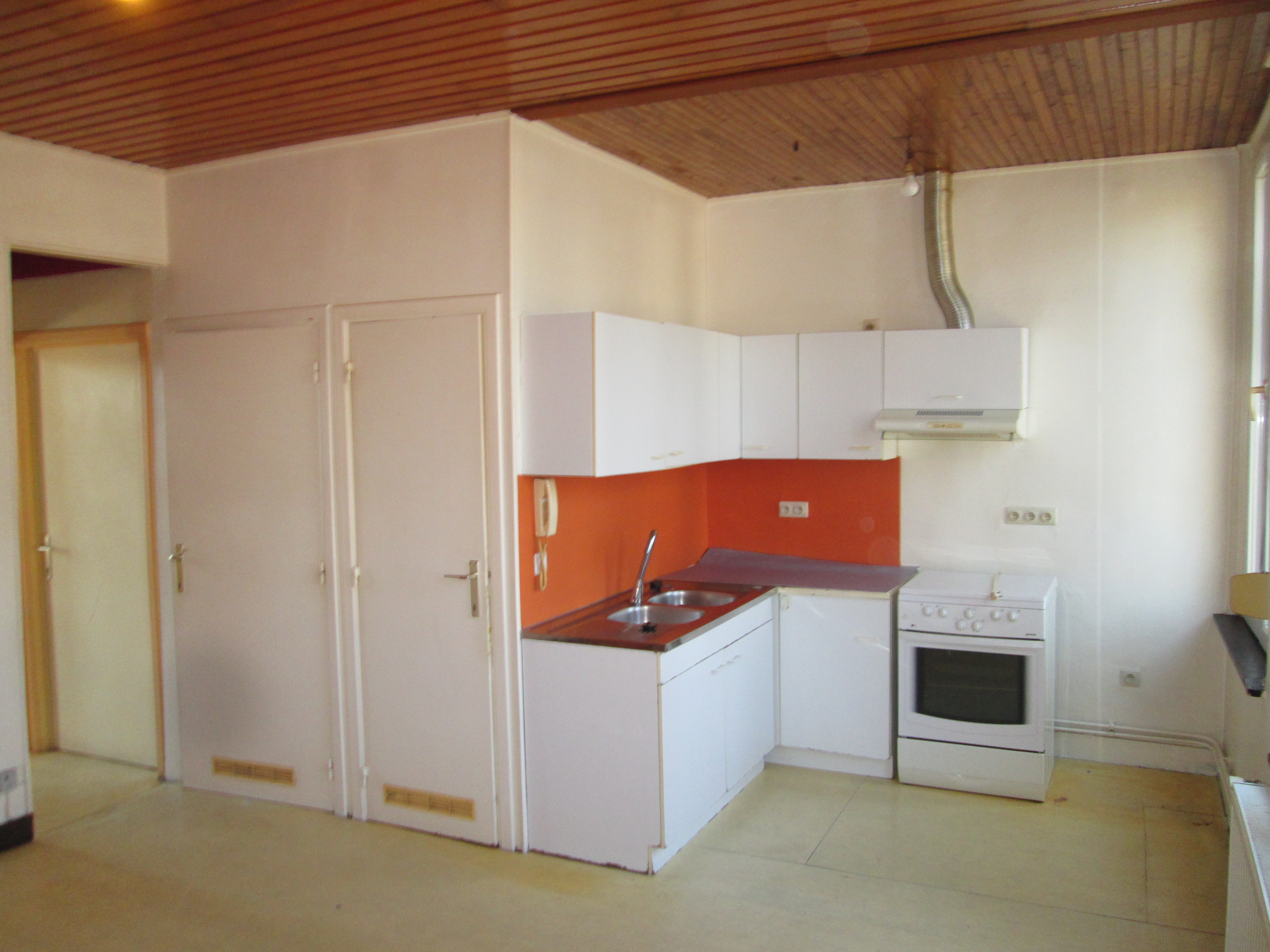 APPARTEMENT 1 CHAMBRE A LOUER Tournai