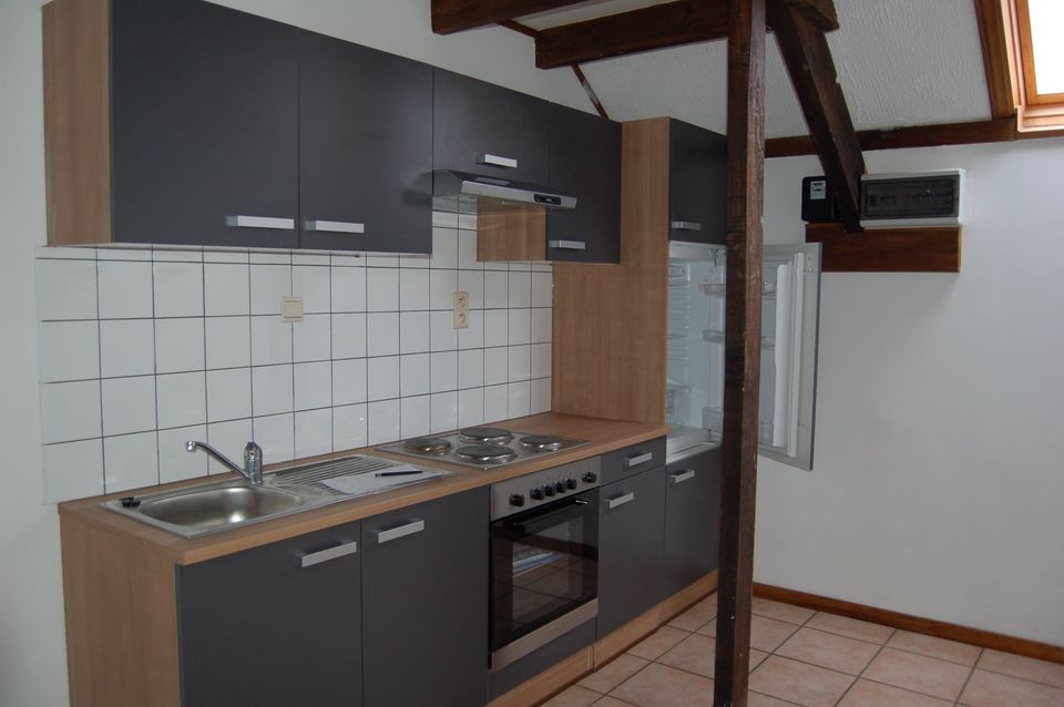 APPARTEMENT1 chambre  420€ à beauwelz près de momignies libre 1 o