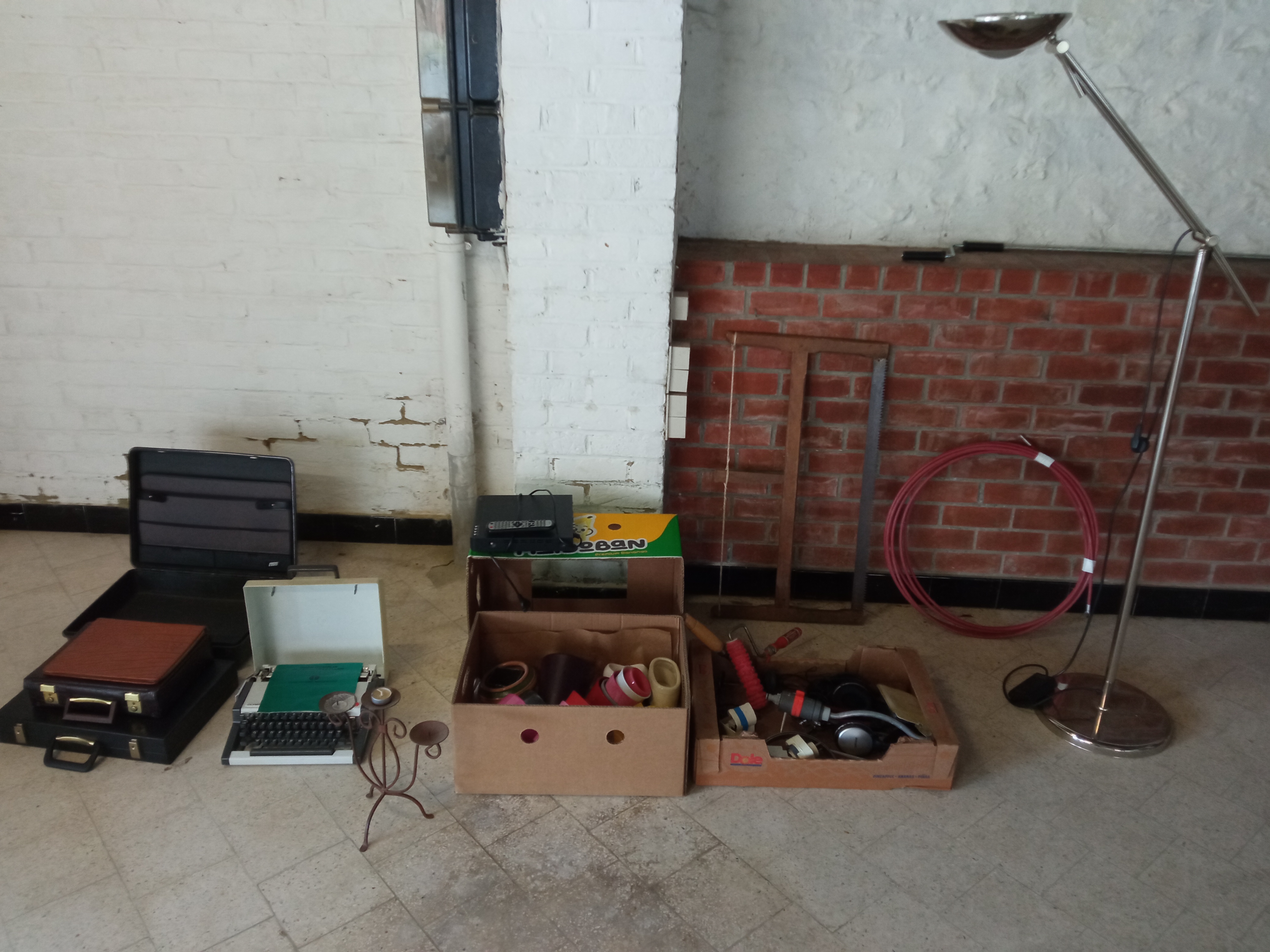 Vide-grenier - lot pour brocanteur