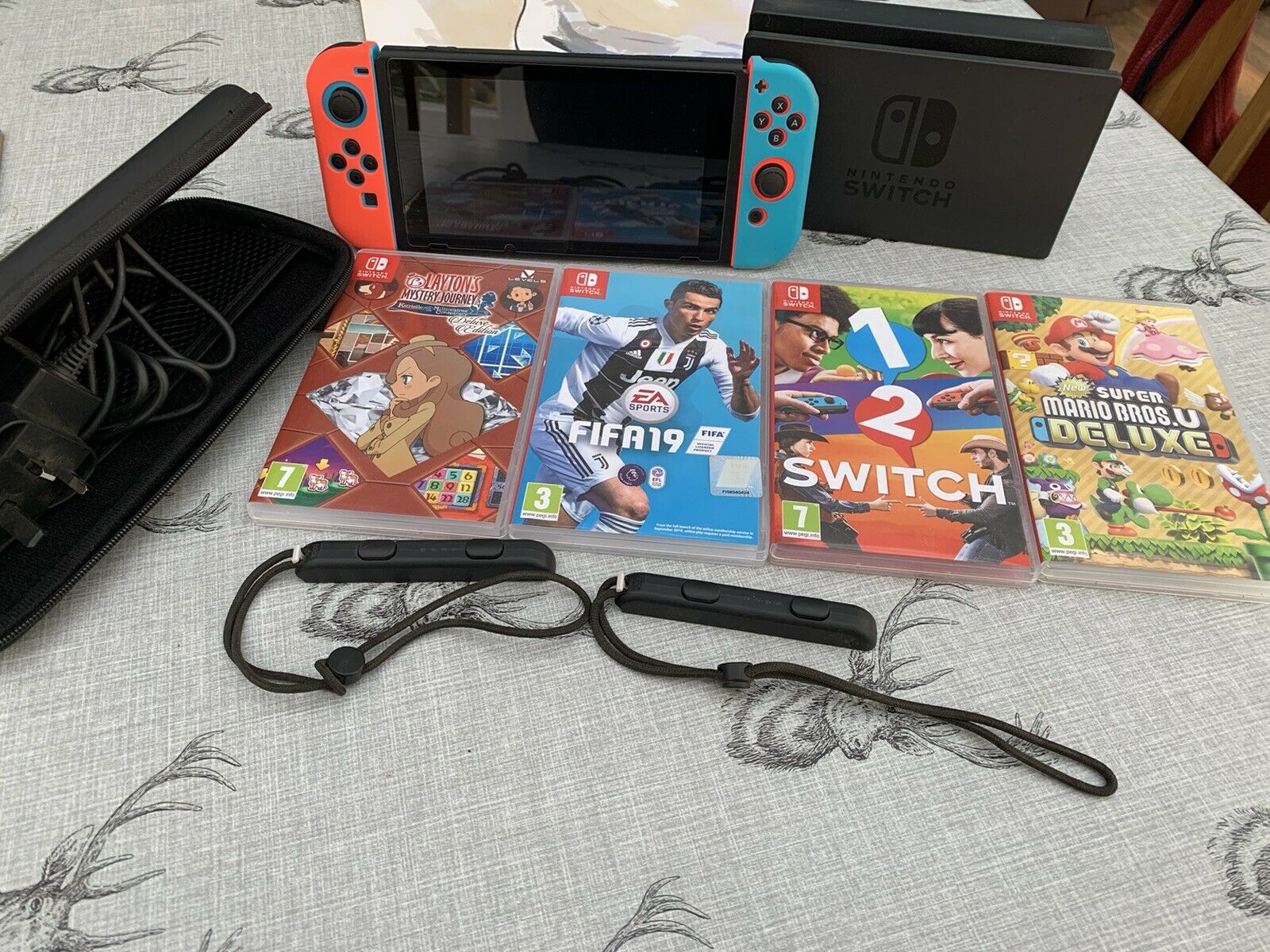 NINTENDO SWITCH