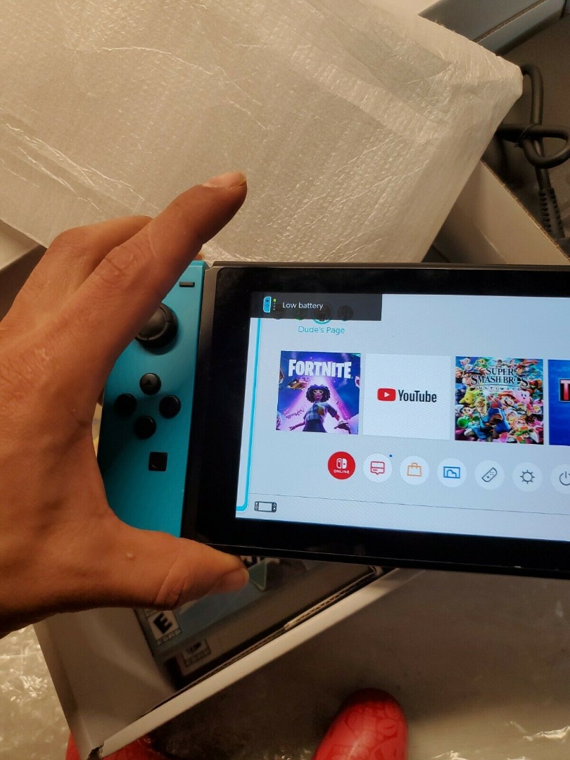 NINTENDO SWITCH 