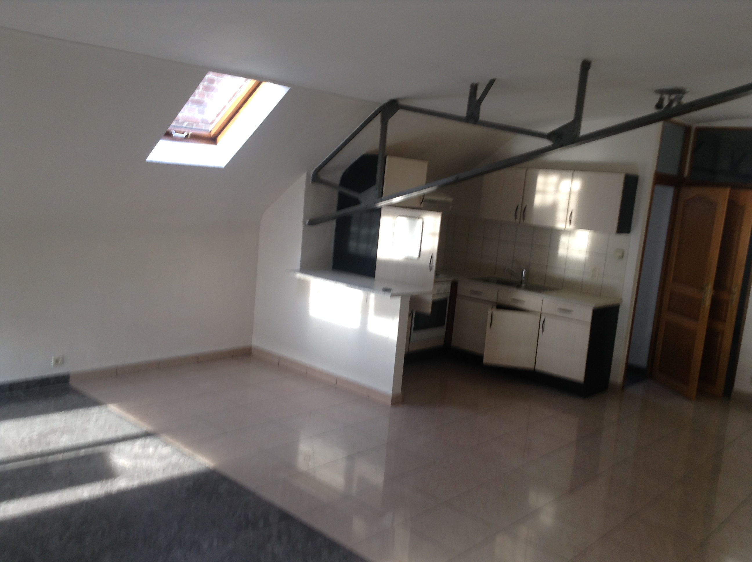 Á louer bel appartement 1 chambre de 70 m2 centre de Tournai